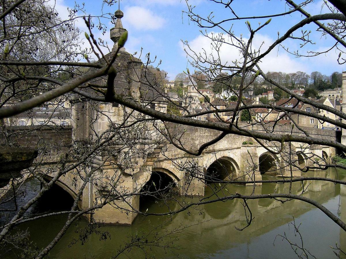 38 Newtown Guest House Bradford-On-Avon Exterior photo